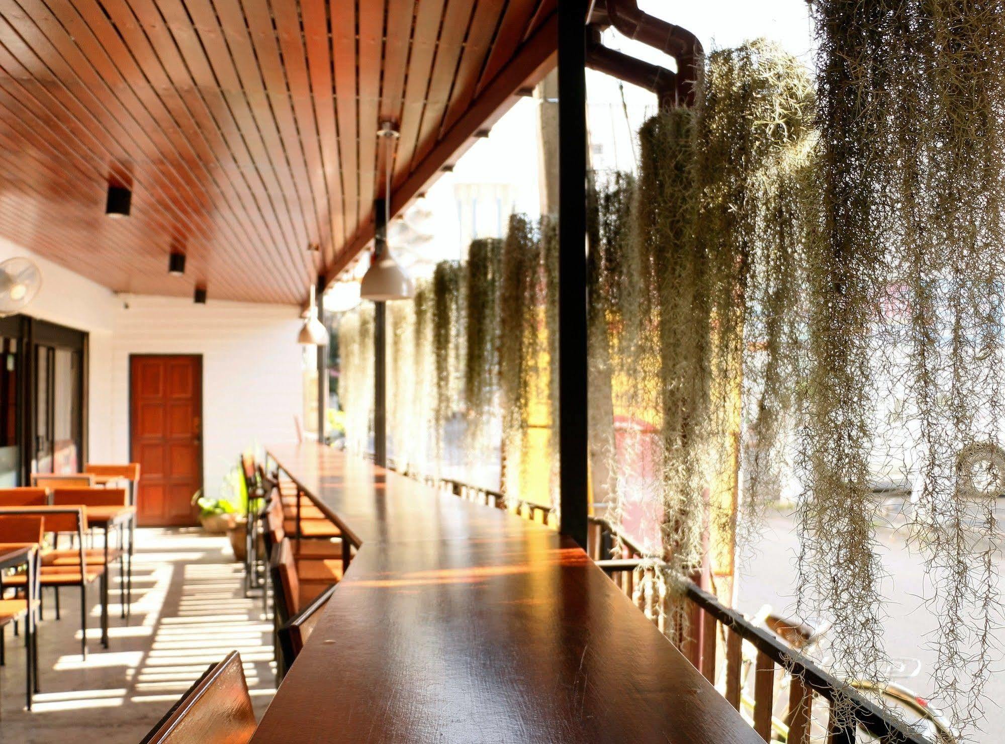 Zion Hostel Chiang Mai Exterior photo