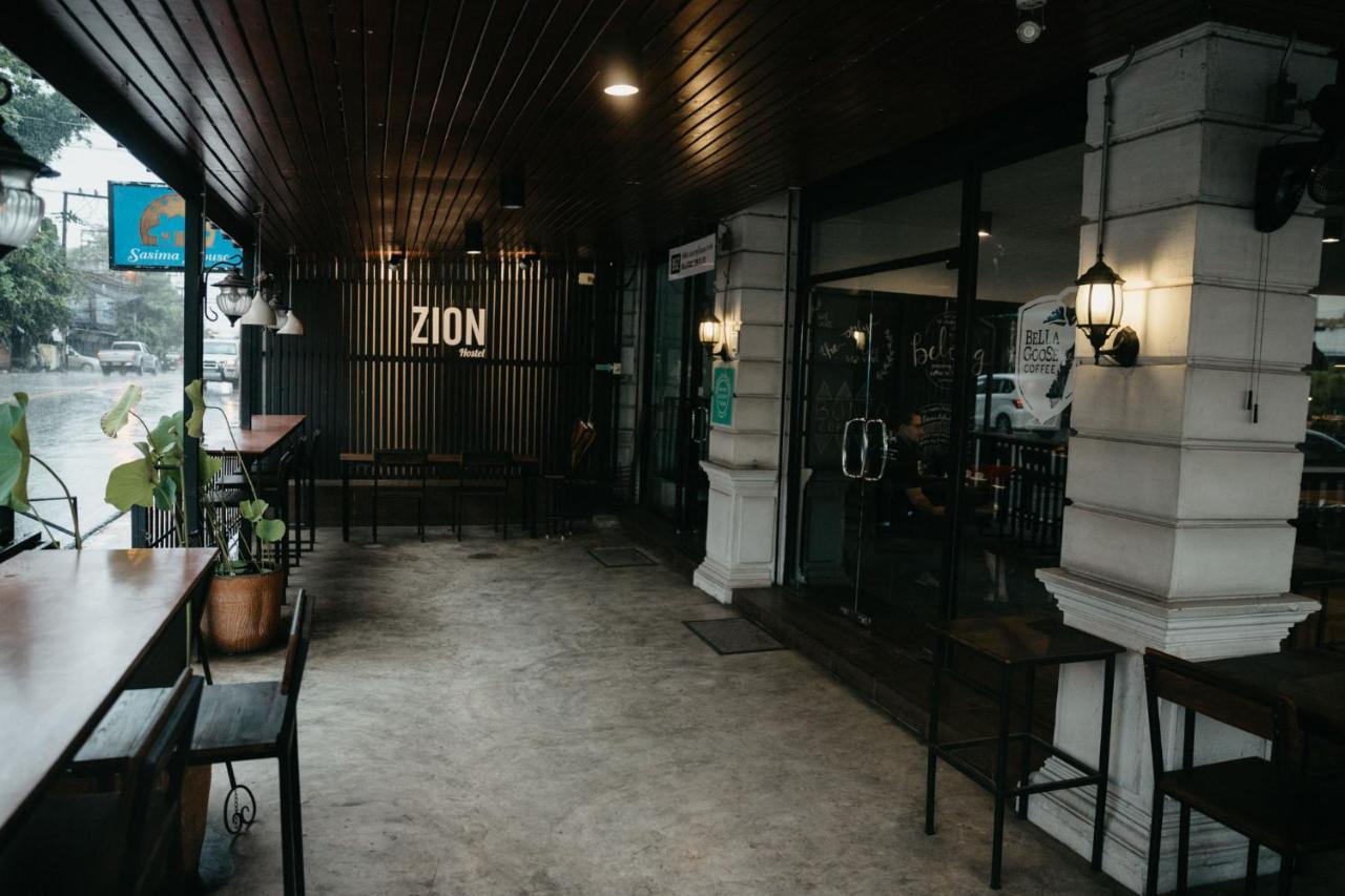 Zion Hostel Chiang Mai Exterior photo